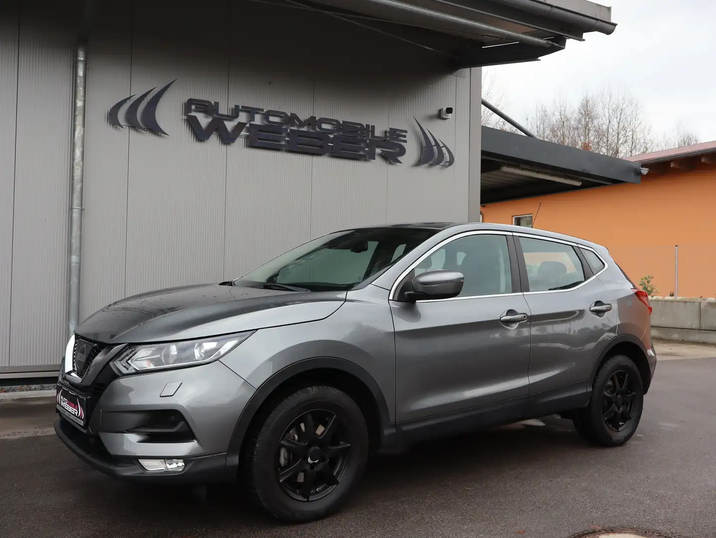 Nissan Qashqai 1.2 DIG-T ACENTA *FACELIFT*SITZHEIZUNG*PDC*LM-FLG* Grijs - 1