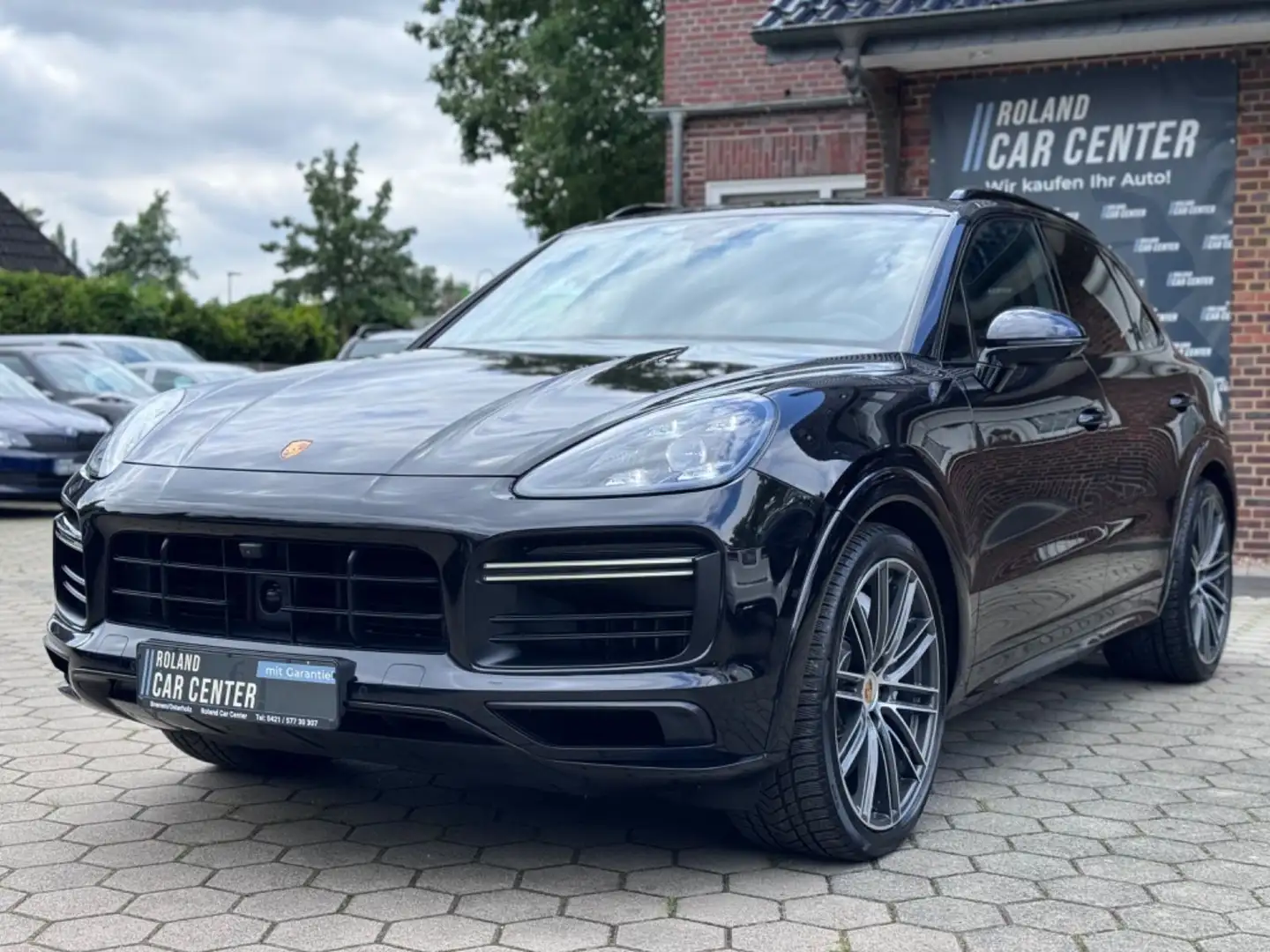 Porsche Cayenne Turbo Porsche Approved Pano Matrix HUD - 1