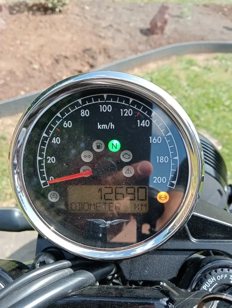 Moto Guzzi V 7 Brons - 2