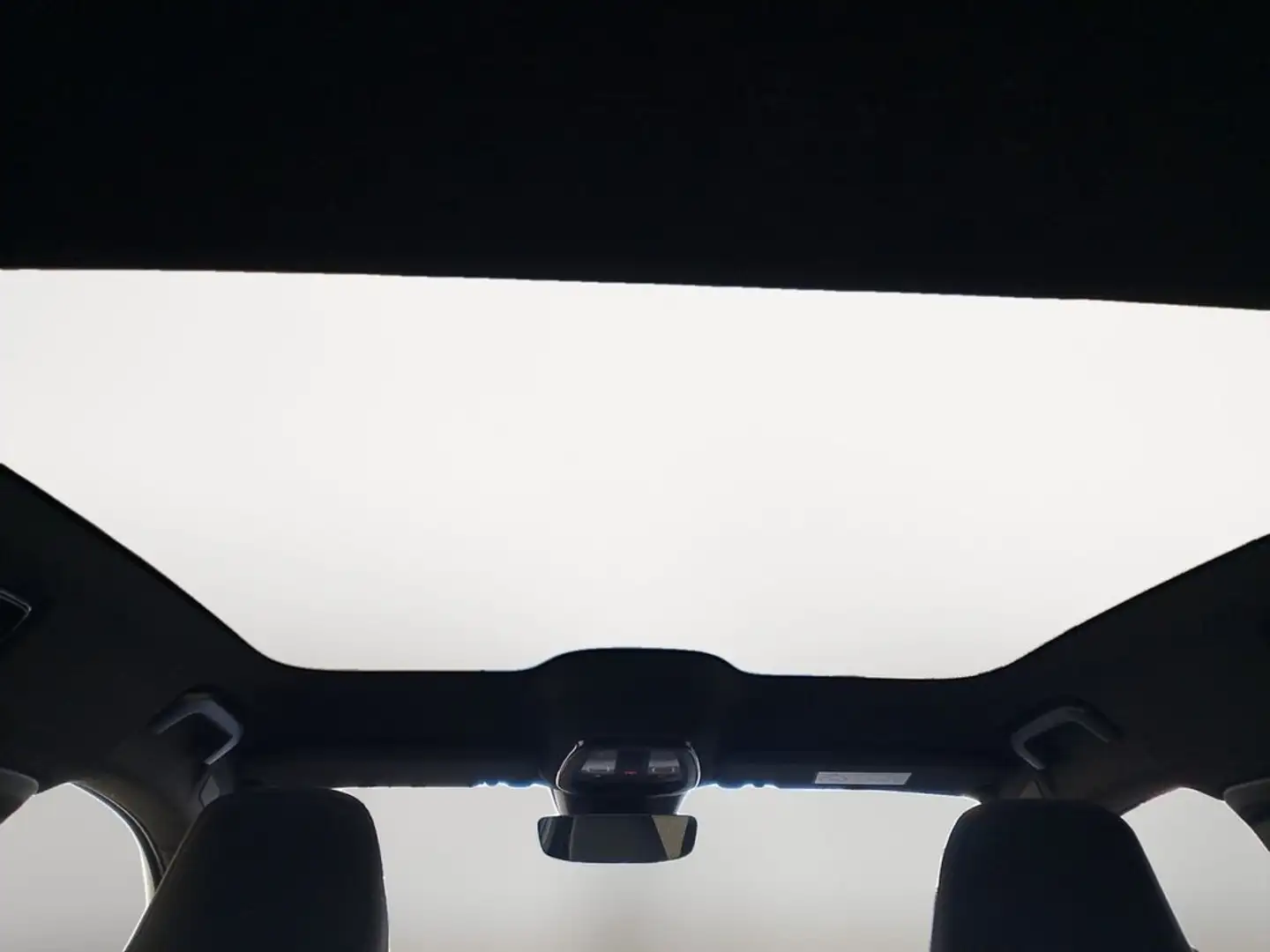 Volvo C40 Recharge Single Extended Range Eléctrico Plus Negro - 2