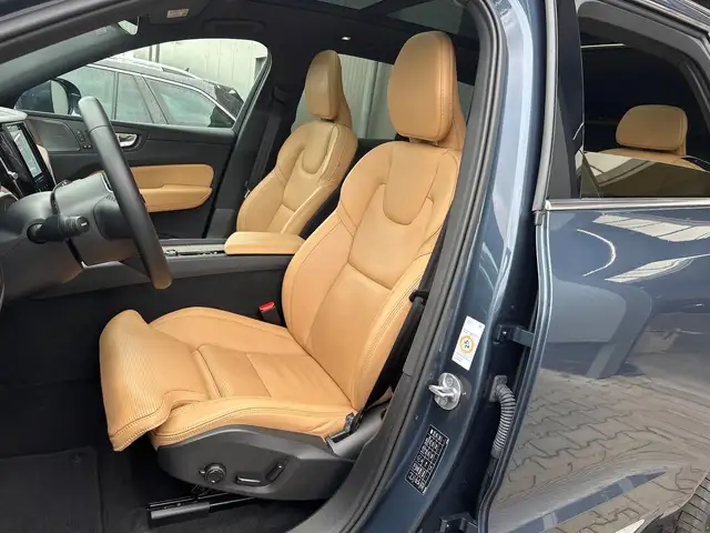 Volvo XC60 view 12