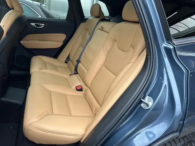 Volvo XC60 view 14