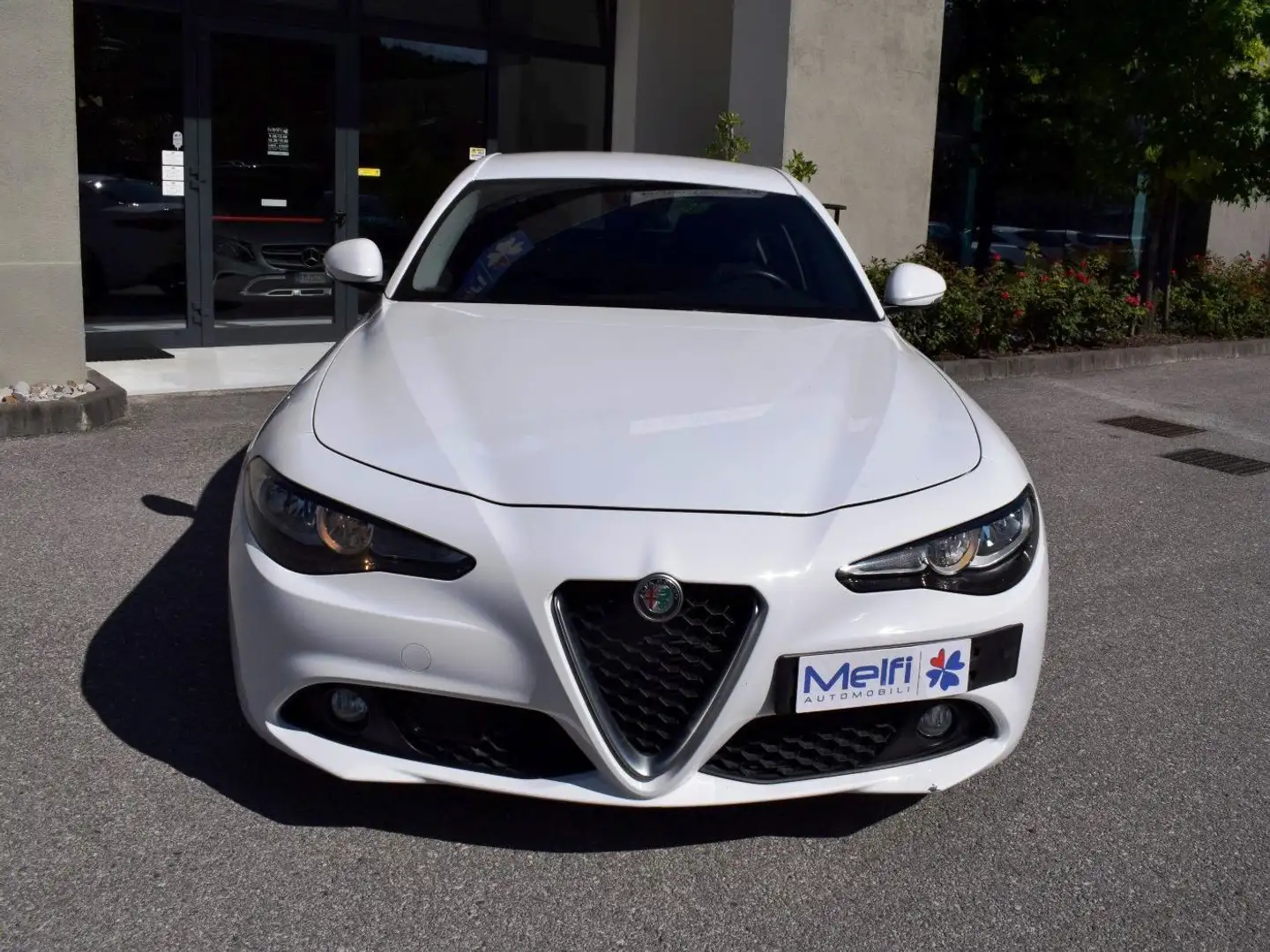 Alfa Romeo Giulia 2.2TD Business 136cv Bianco - 2
