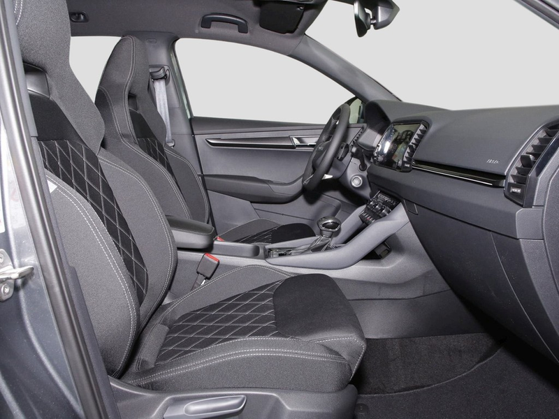 Skoda Karoq Sportline 2.0 TSI UPE 50.810 4x4 AHK — photo 9