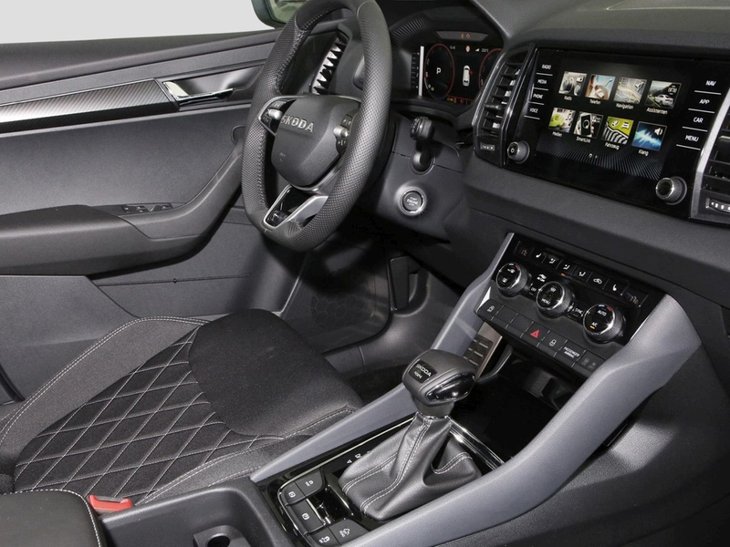 Skoda Karoq Sportline 2.0 TSI UPE 50.810 4x4 AHK — photo 10