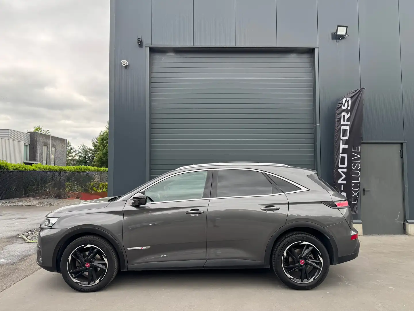 DS Automobiles DS 7 Crossback 1.5 Performance Line / GARANTIE / CAR-PASS Grijs - 2