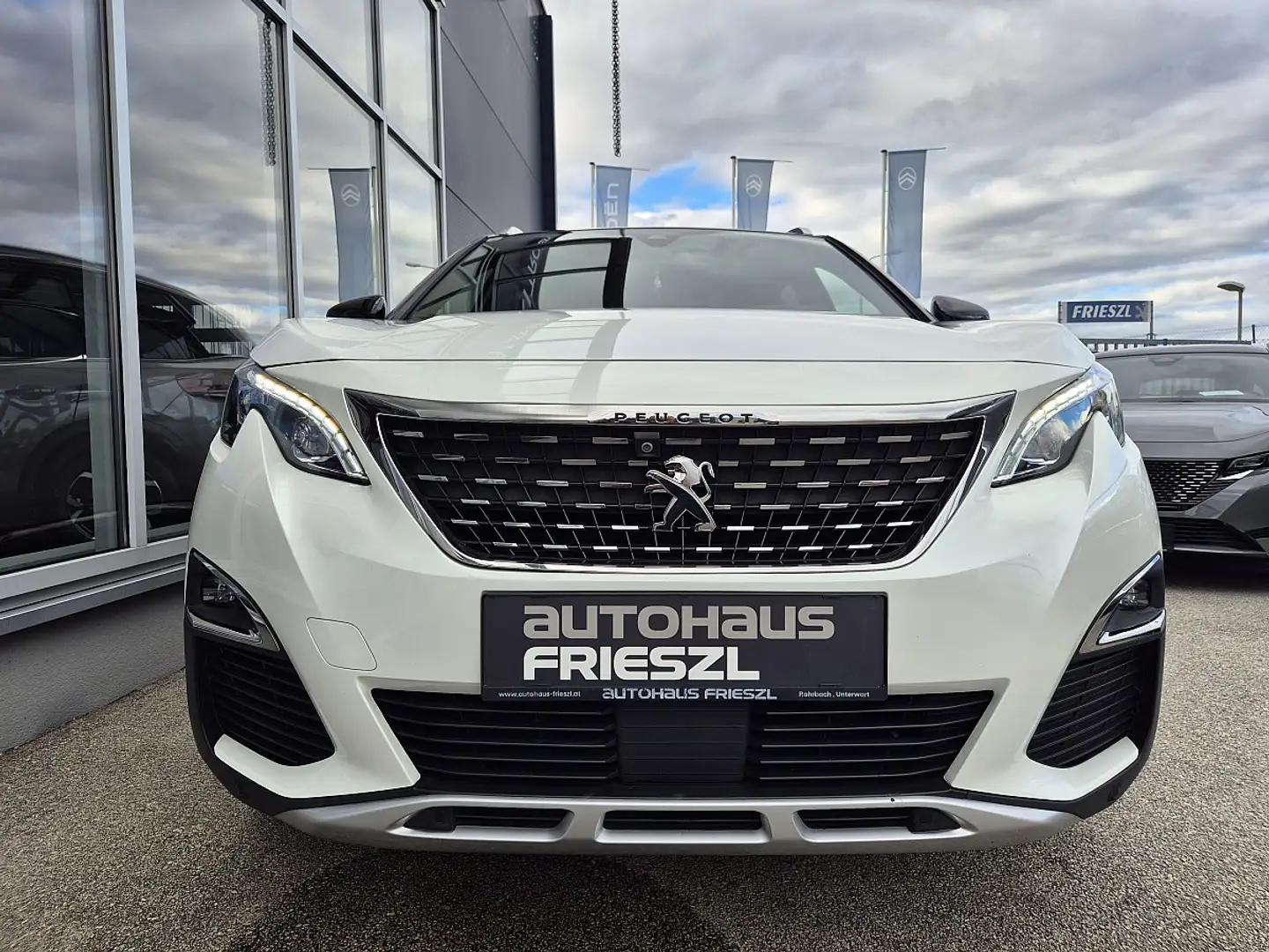 Peugeot 3008 1,5 BlueHDi 130 S&S EAT8 GT Line Aut. Blanc - 2