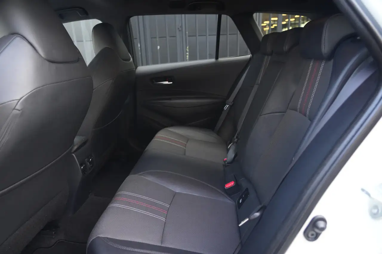Toyota Corolla Touring Sports 1.8 Hybrid GR-Sport 122pk Navigatie, миниатюра 14