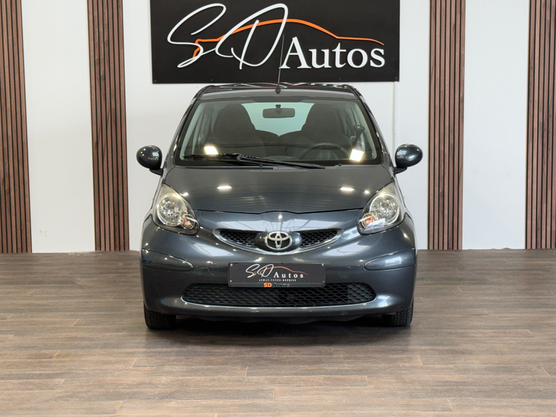 Toyota Aygo 1.0i* BOÎTE AUTOMATIQUE * AIRCO * GARANTIE * CARNET * — photo 2