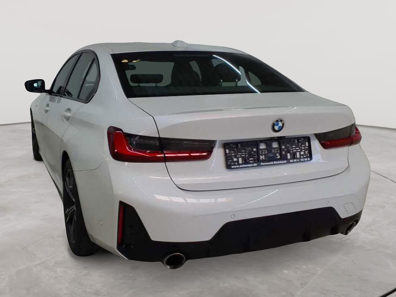 BMW 330 330d Aut. M-SPORTPAKET AHK KAMERA LED — photo 2