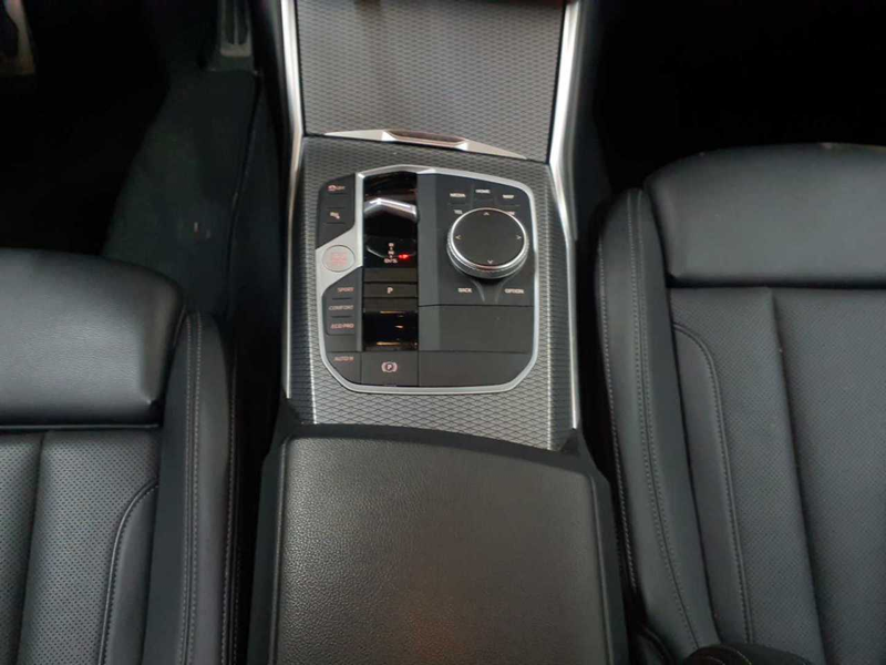 BMW 330 330d Aut. M-SPORTPAKET AHK KAMERA LED — photo 7