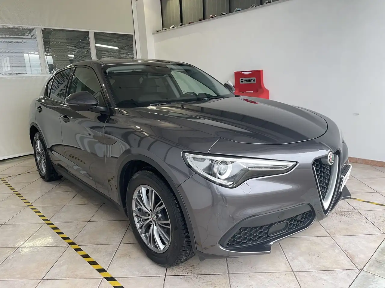 Alfa Romeo Stelvio 2021