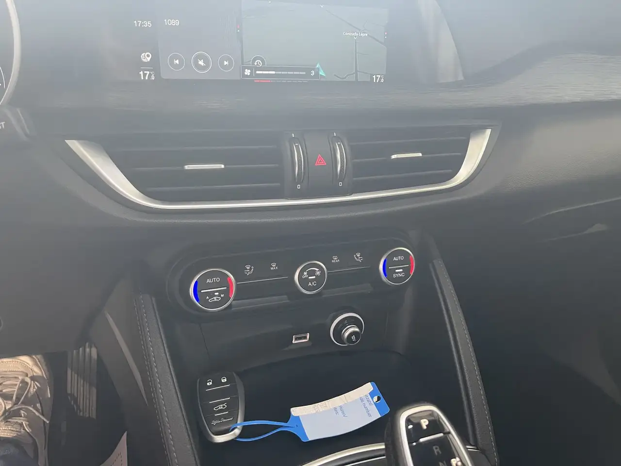 Alfa Romeo Stelvio 2021 — фото 13
