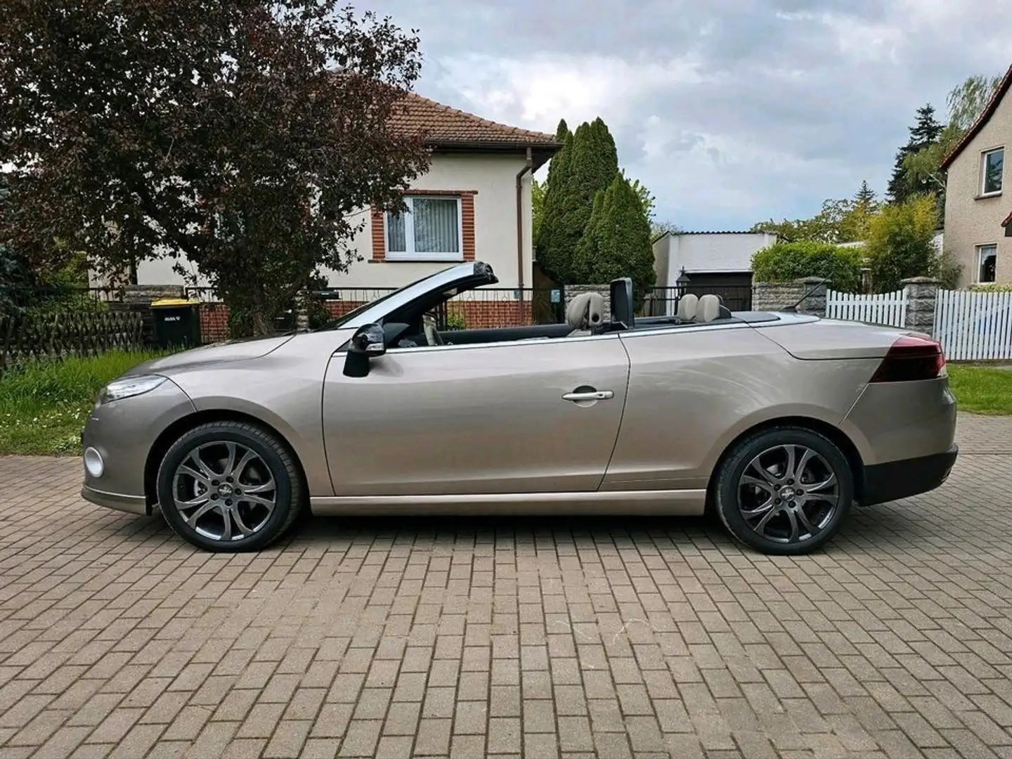 Renault Megane CVT Cabriolet 2.0 Dynamique - 2
