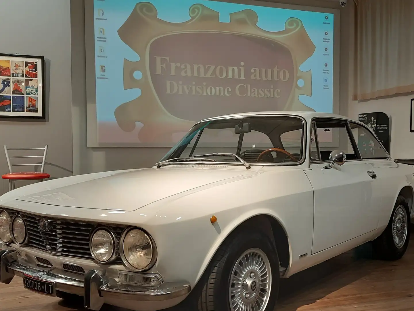 Alfa Romeo 2000 GT VELOCE BERTONE Blanco - 2