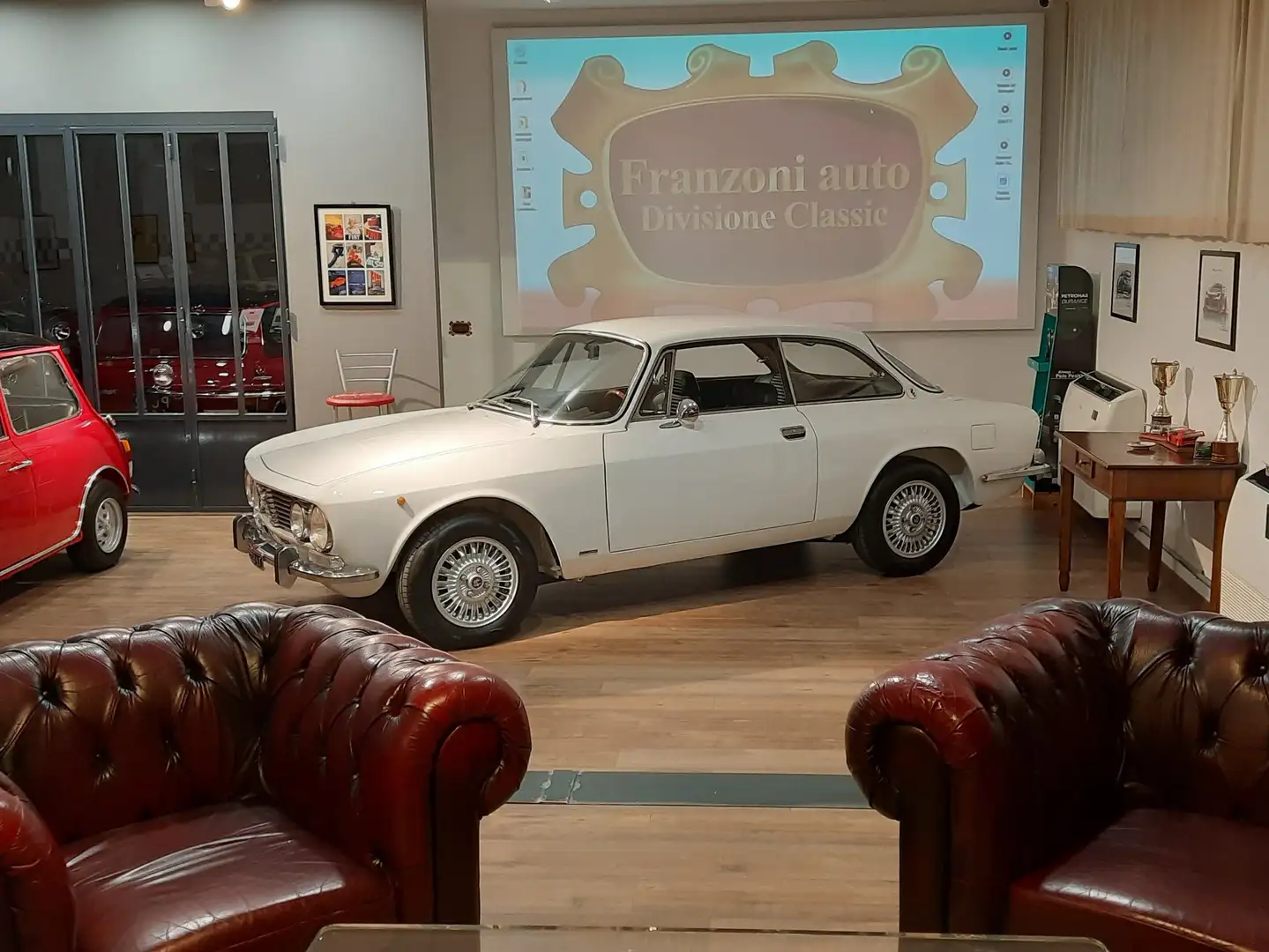 Alfa Romeo 2000 GT VELOCE BERTONE Blanco - 1