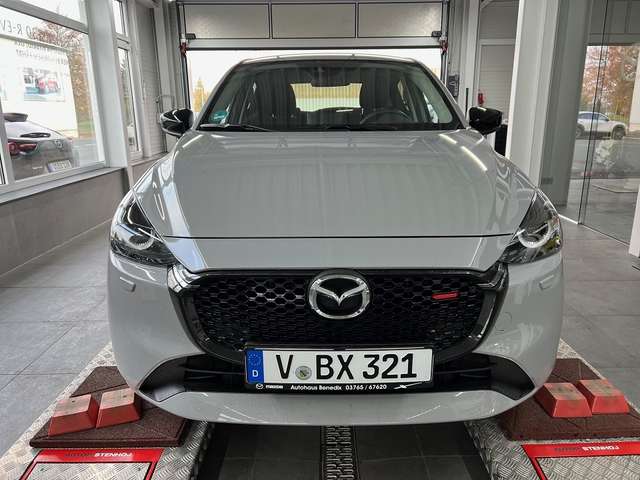 Mazda 2 1.5L SKYACTIV-G 90ps 6AT FWD HOMURA