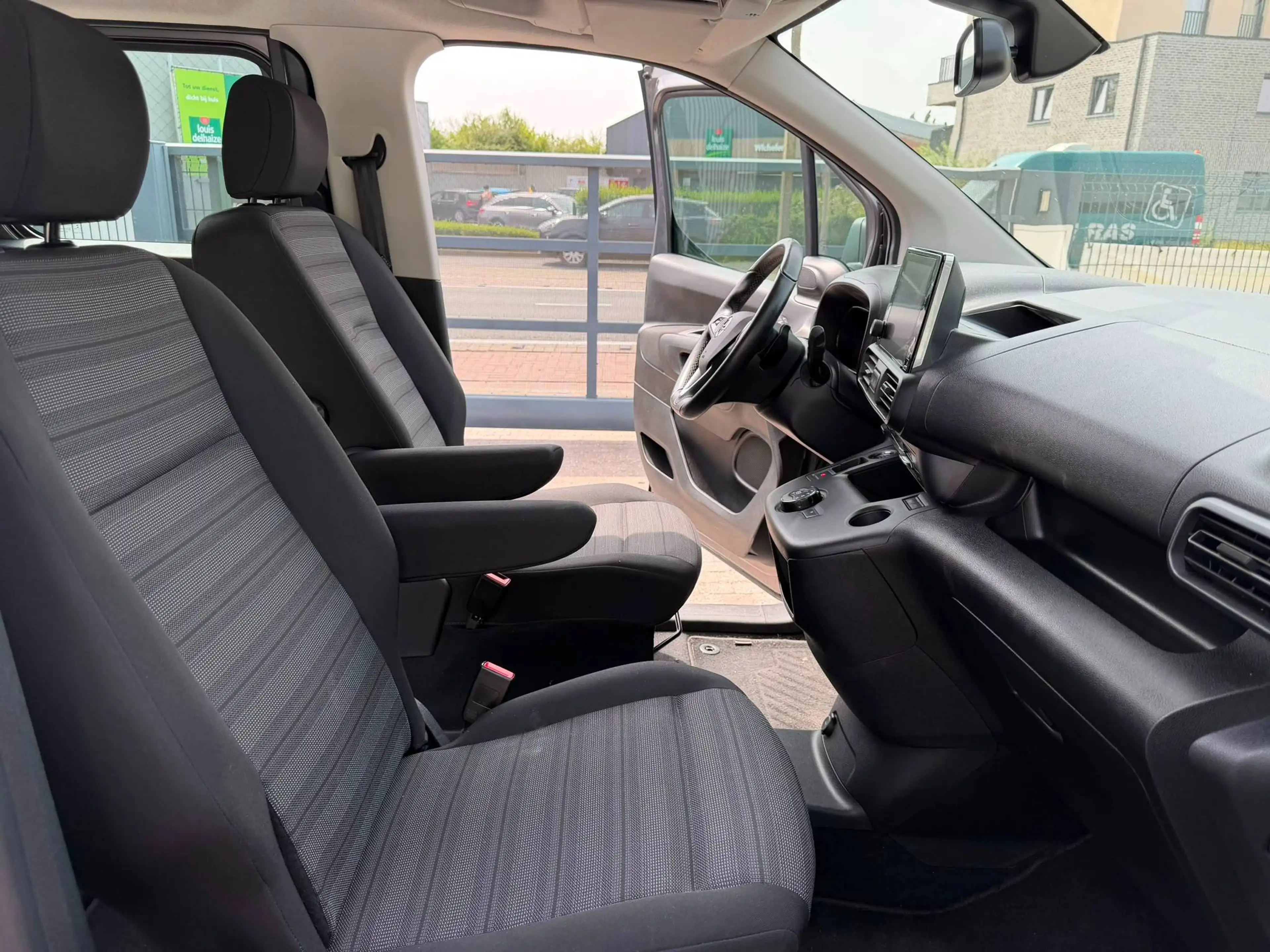 Opel Combo Life 5ZITPL * 1.2BENZ * 2 SCHUIFDEUREN * AUT AIRCO * CAMERA * GPS — photo 12