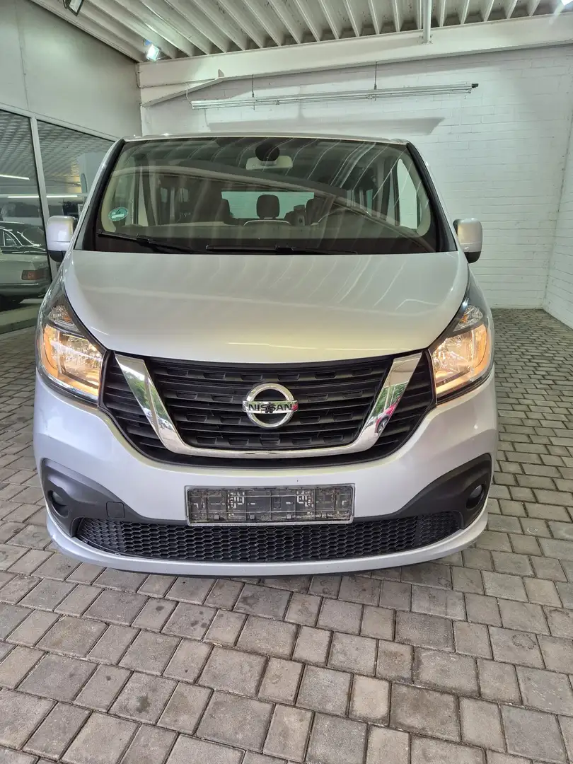 Nissan NV300 L2H1 2,9t PREMIUM Plateado - 2