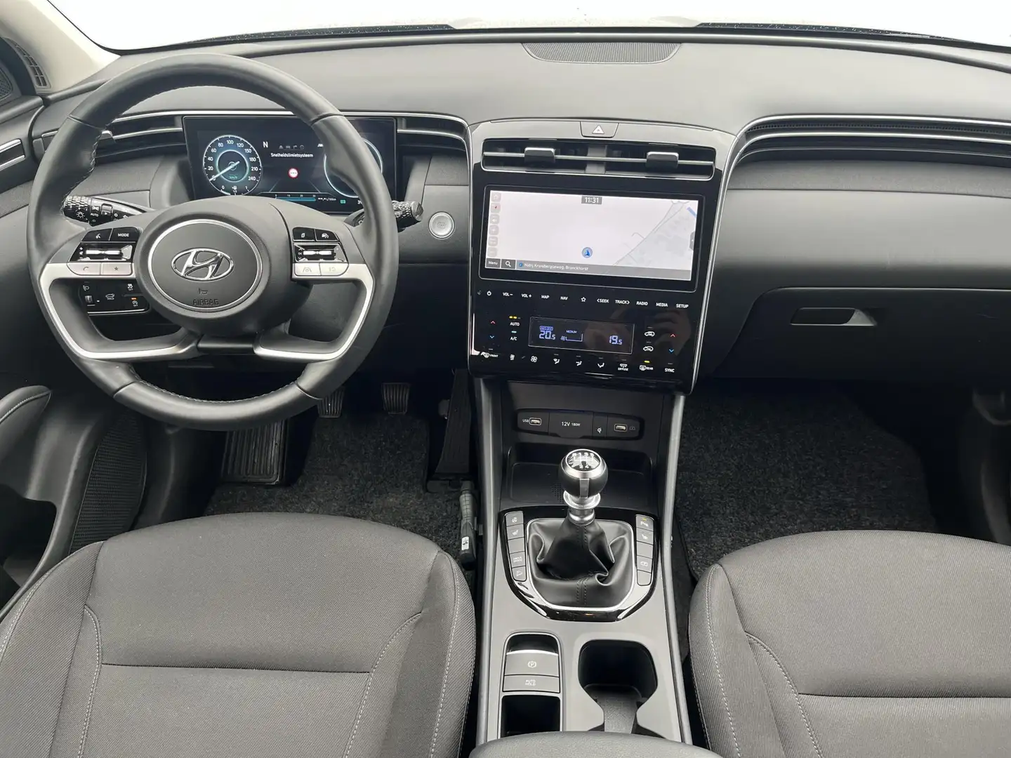 Hyundai TUCSON 1.6 T-GDI MHEV 150PK Comfort Smart / Stoel- en stu Blauw - 2