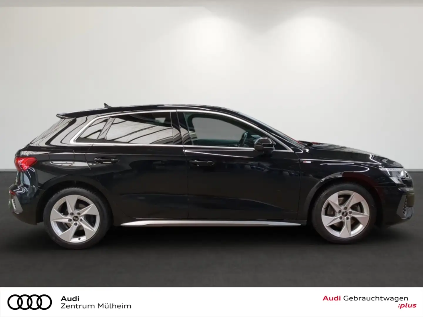 Audi A3 Sportback 40 TDI quattro S line Navi Matrix Pano R Schwarz - 2