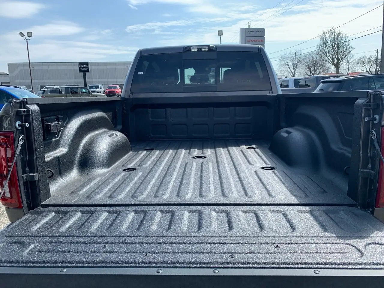 RAM 2500 снимка RAM 2500