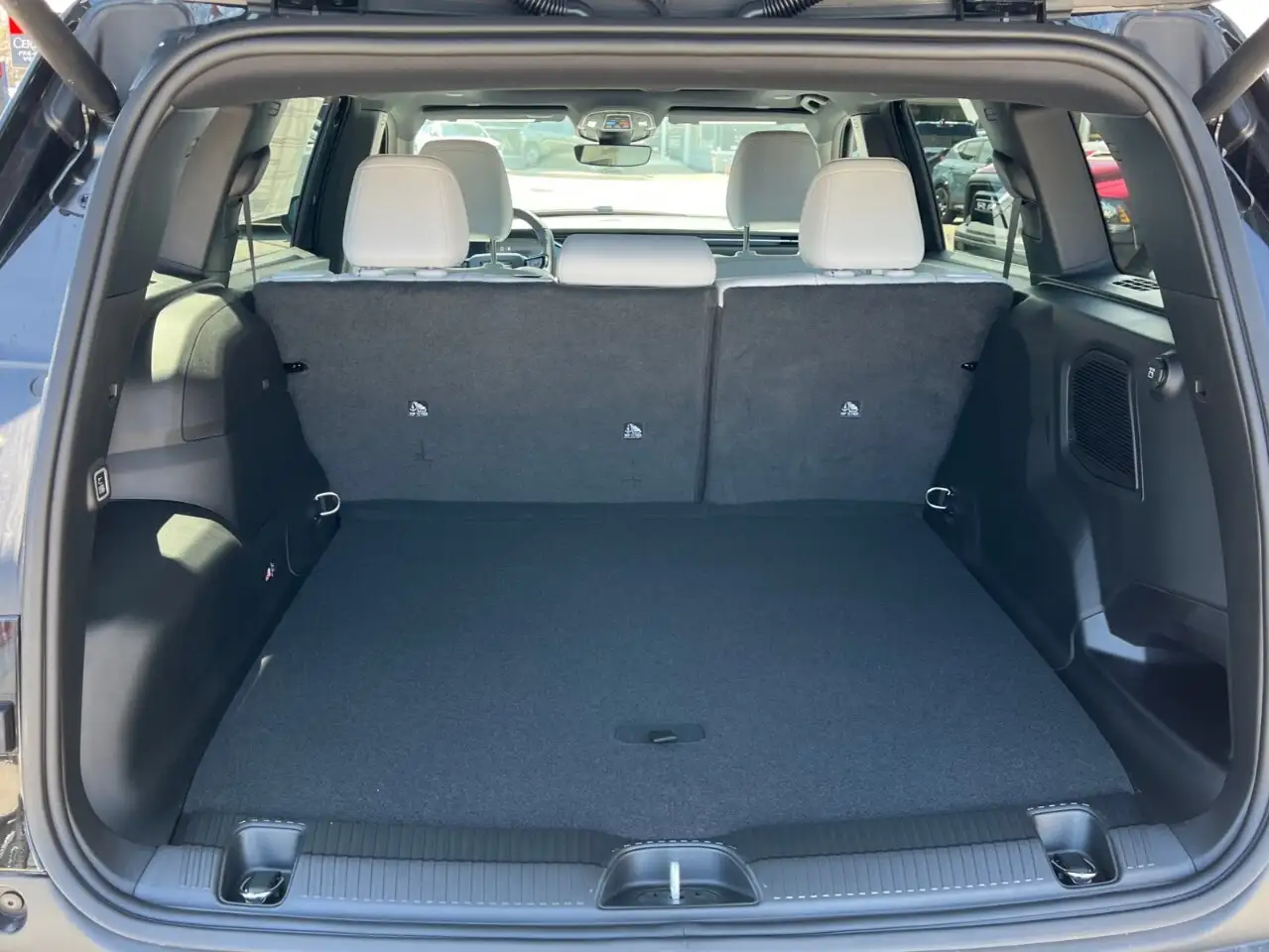 Jeep Cherokee photo Jeep Cherokee