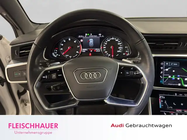 Audi A6 view 11