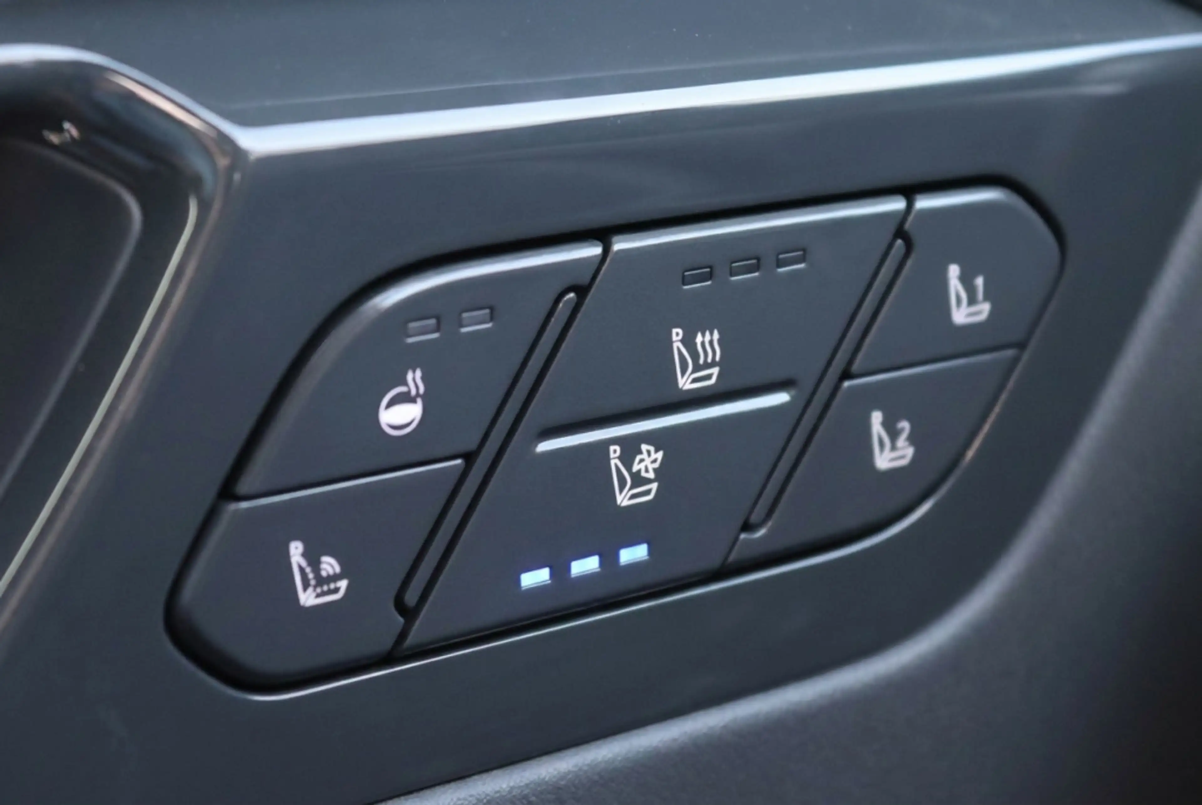 Kia EV9 99,8kWh GT-Line Launch Edition 4WD Pano l 360 l HU — photo 26
