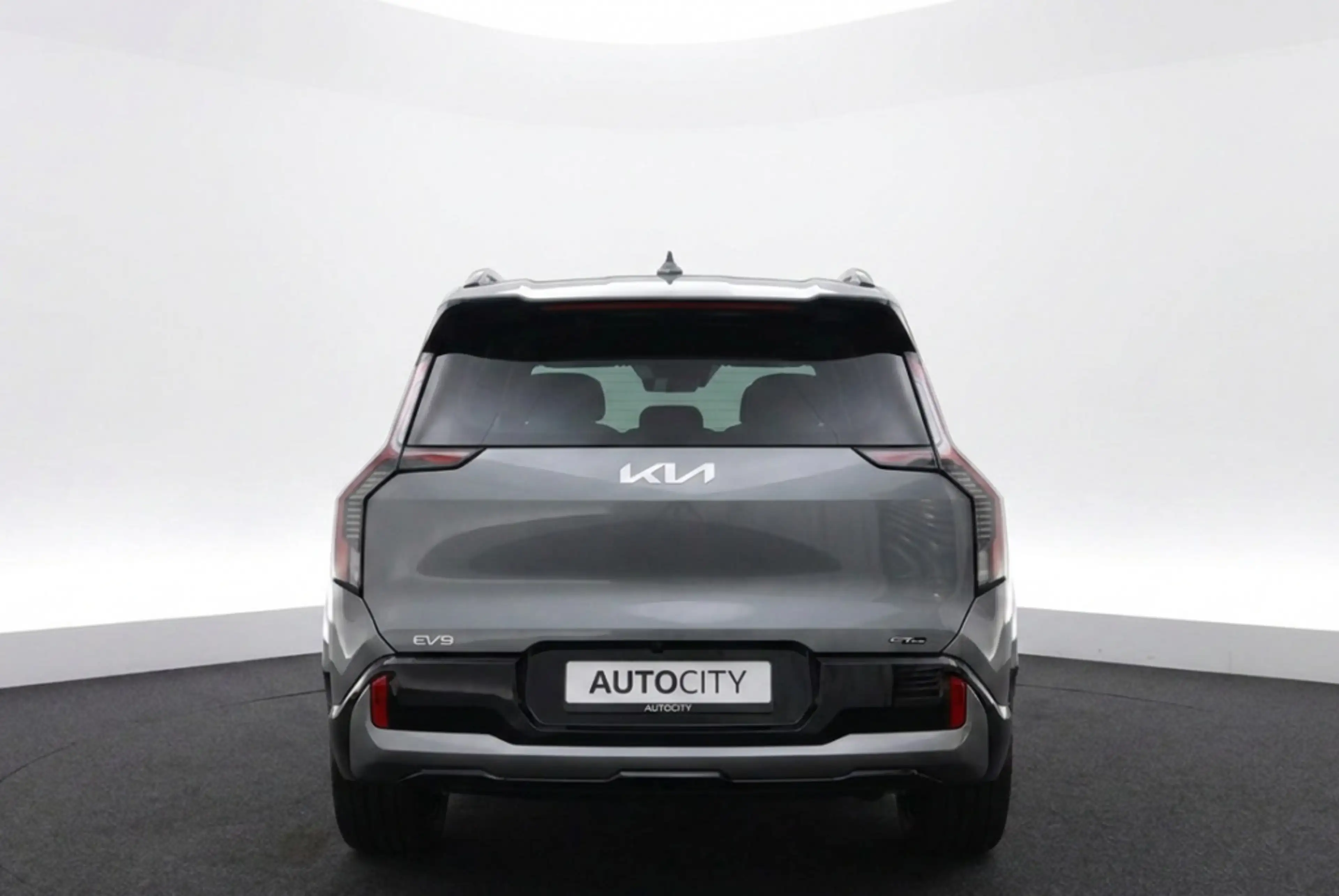 Kia EV9 99,8kWh GT-Line Launch Edition 4WD Pano l 360 l HU — photo 6