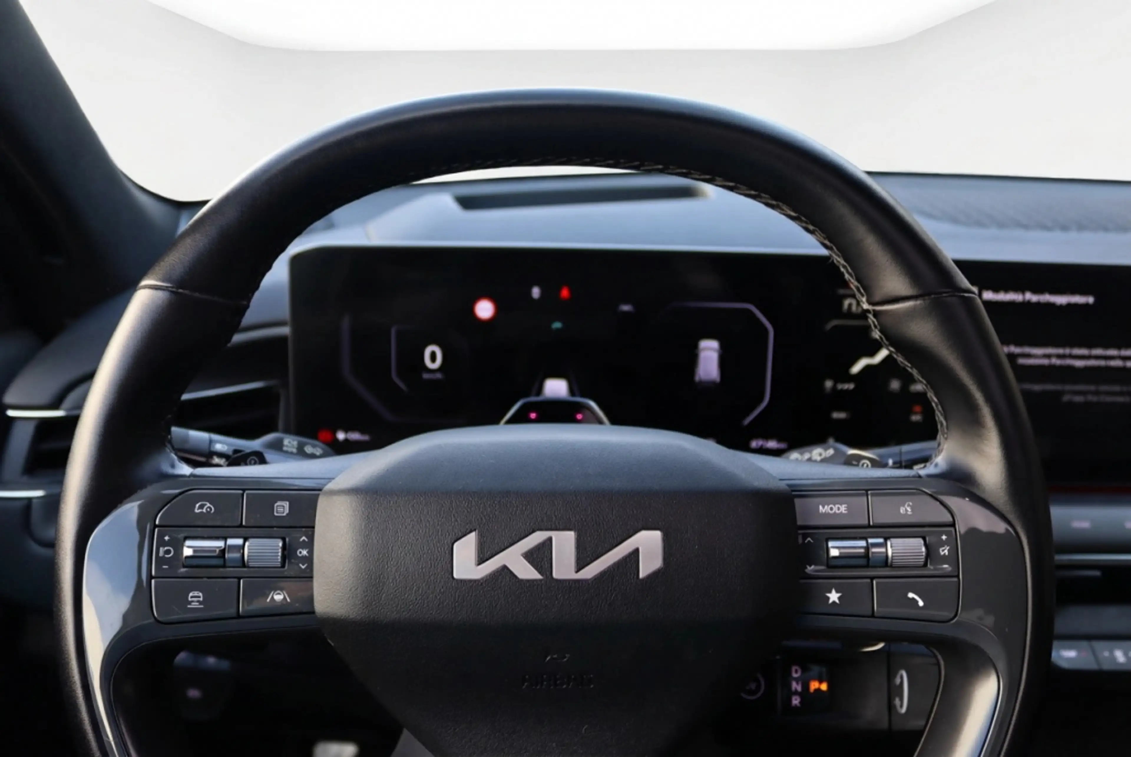 Kia EV9 99,8kWh GT-Line Launch Edition 4WD Pano l 360 l HU — photo 17