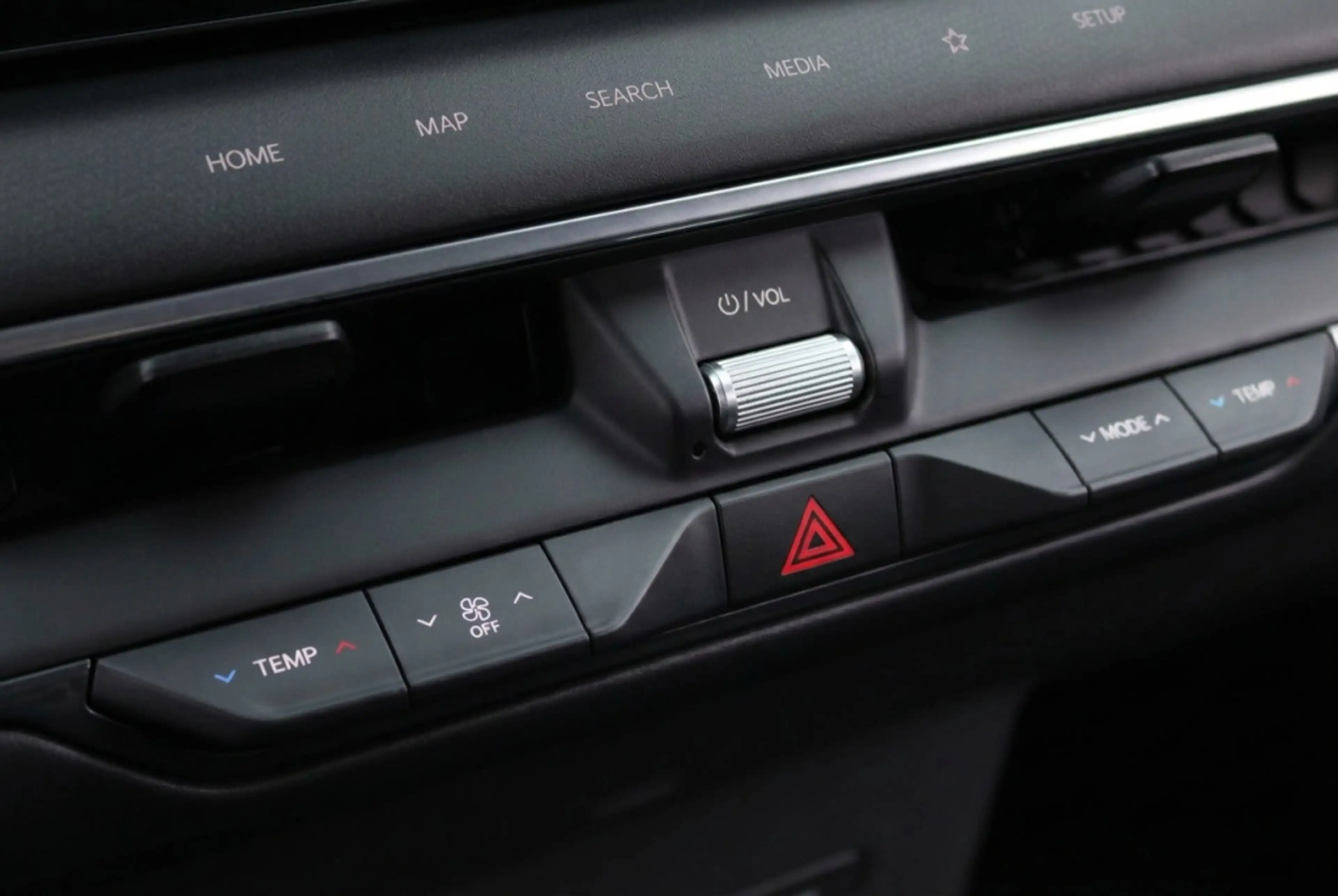 Kia EV9 99,8kWh GT-Line Launch Edition 4WD Pano l 360 l HU — photo 19
