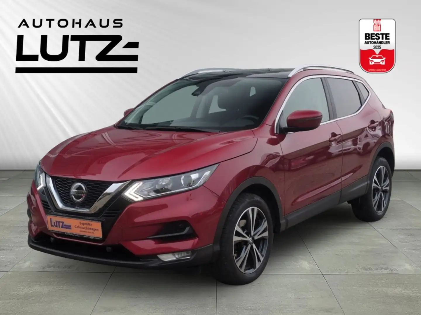 Nissan Qashqai N-Way Panorama Navi Klima Wipa City Stop PDC Kamer Rood - 1