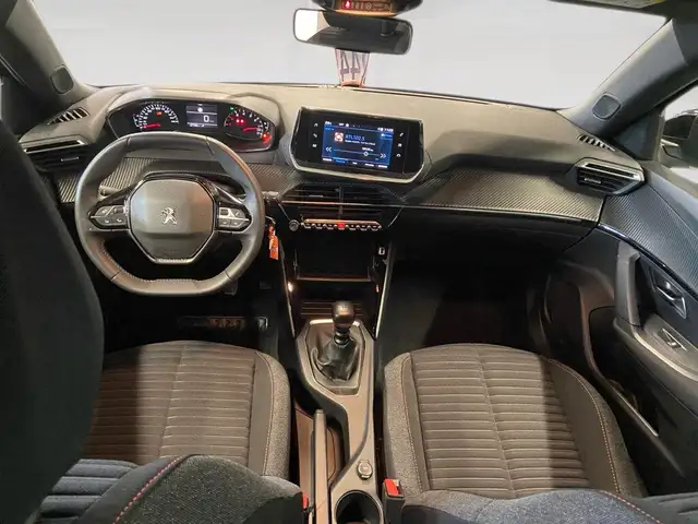 Peugeot 2008 view 6