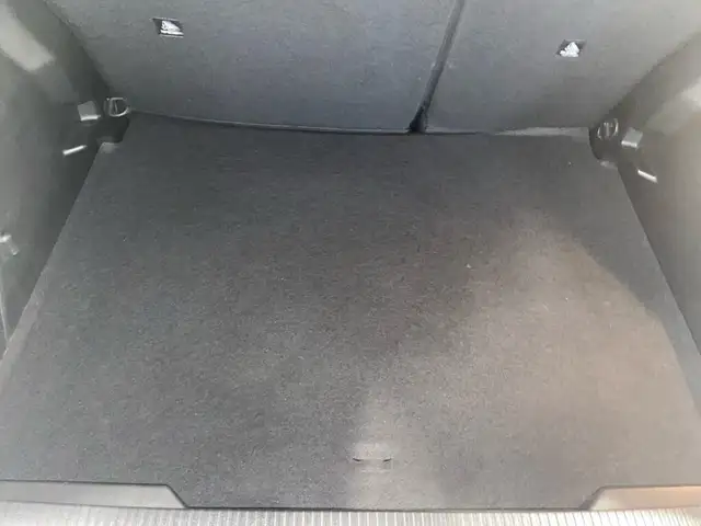 Peugeot 2008 view 9
