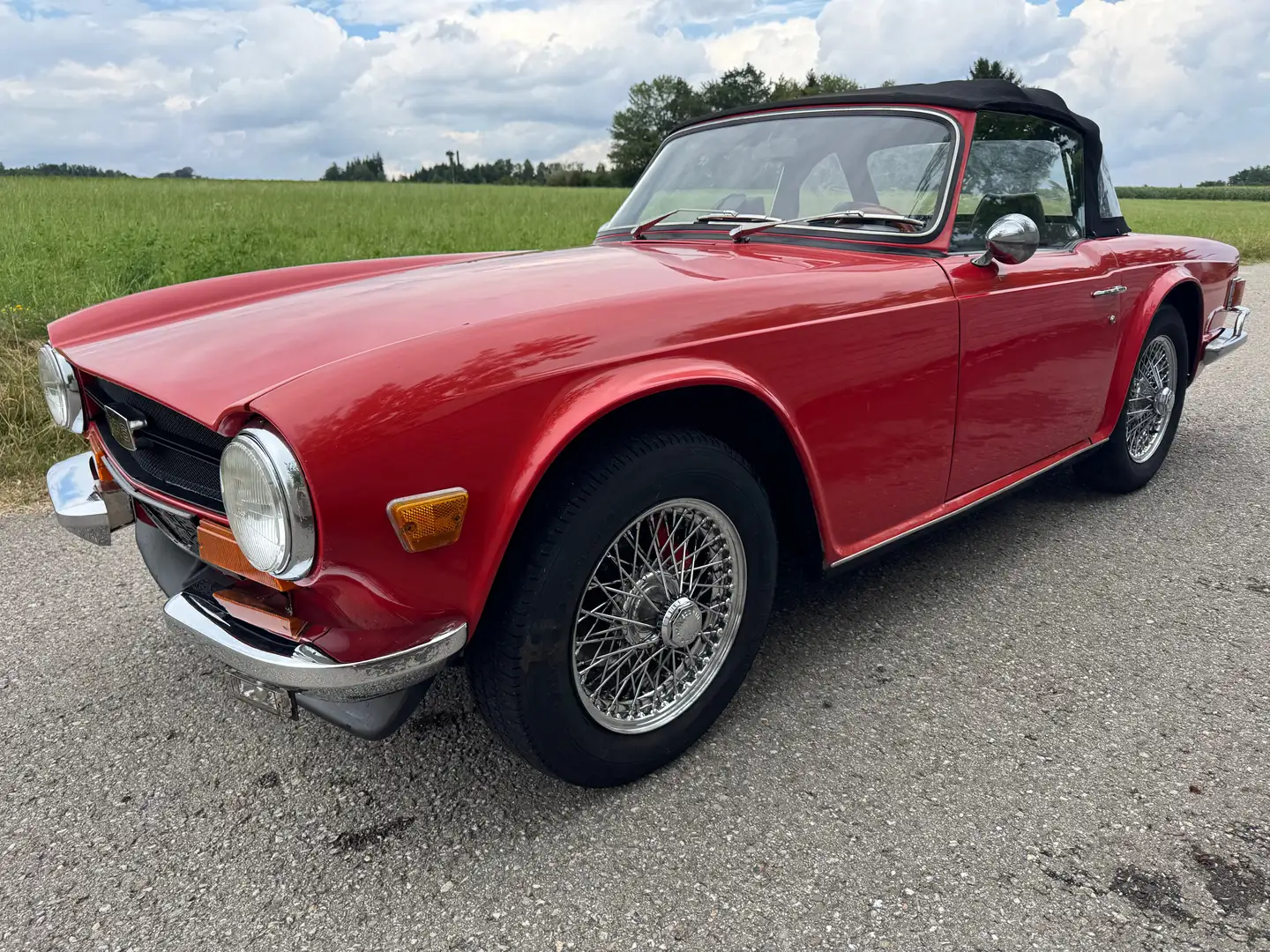 Triumph TR6 US Version _ Linkslenker Rot - 2