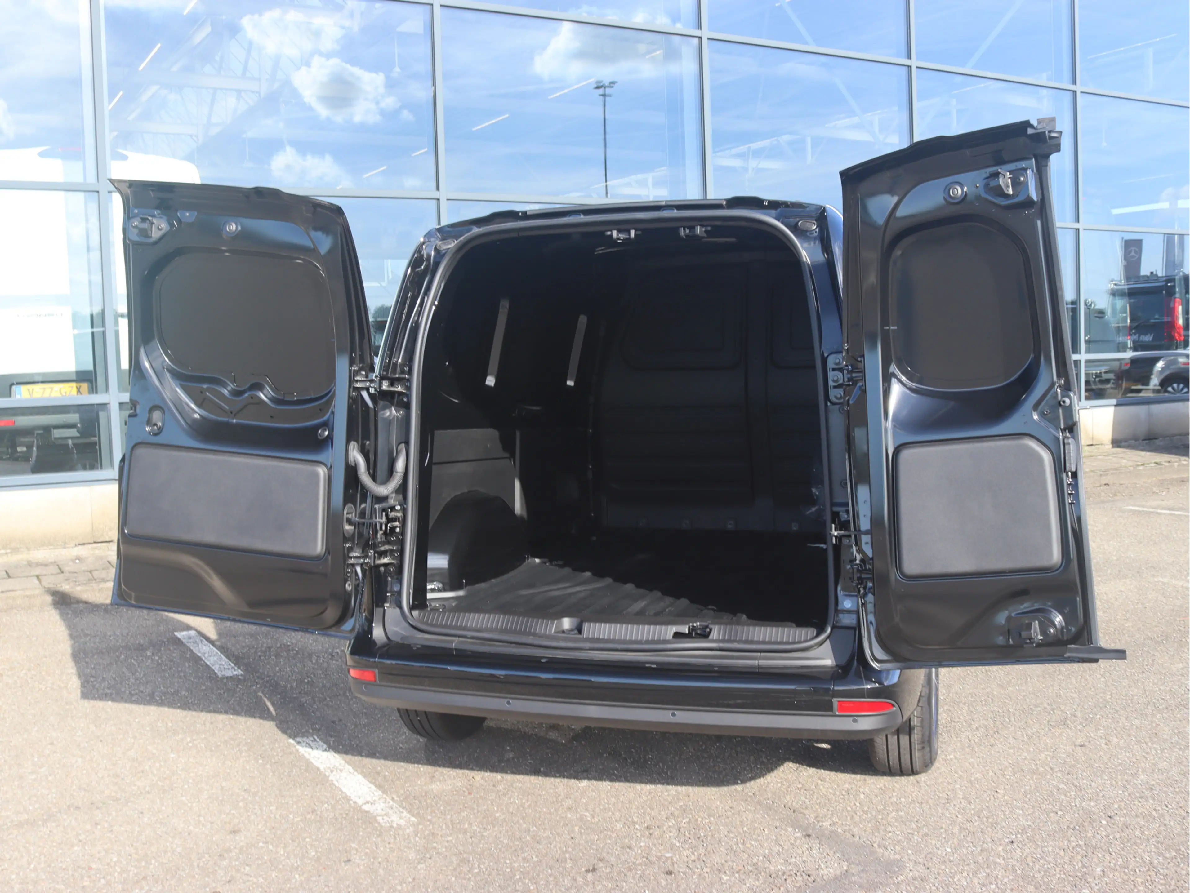 Mercedes-Benz Citan eCitan 112 Pro L2 51 kWh — photo 3
