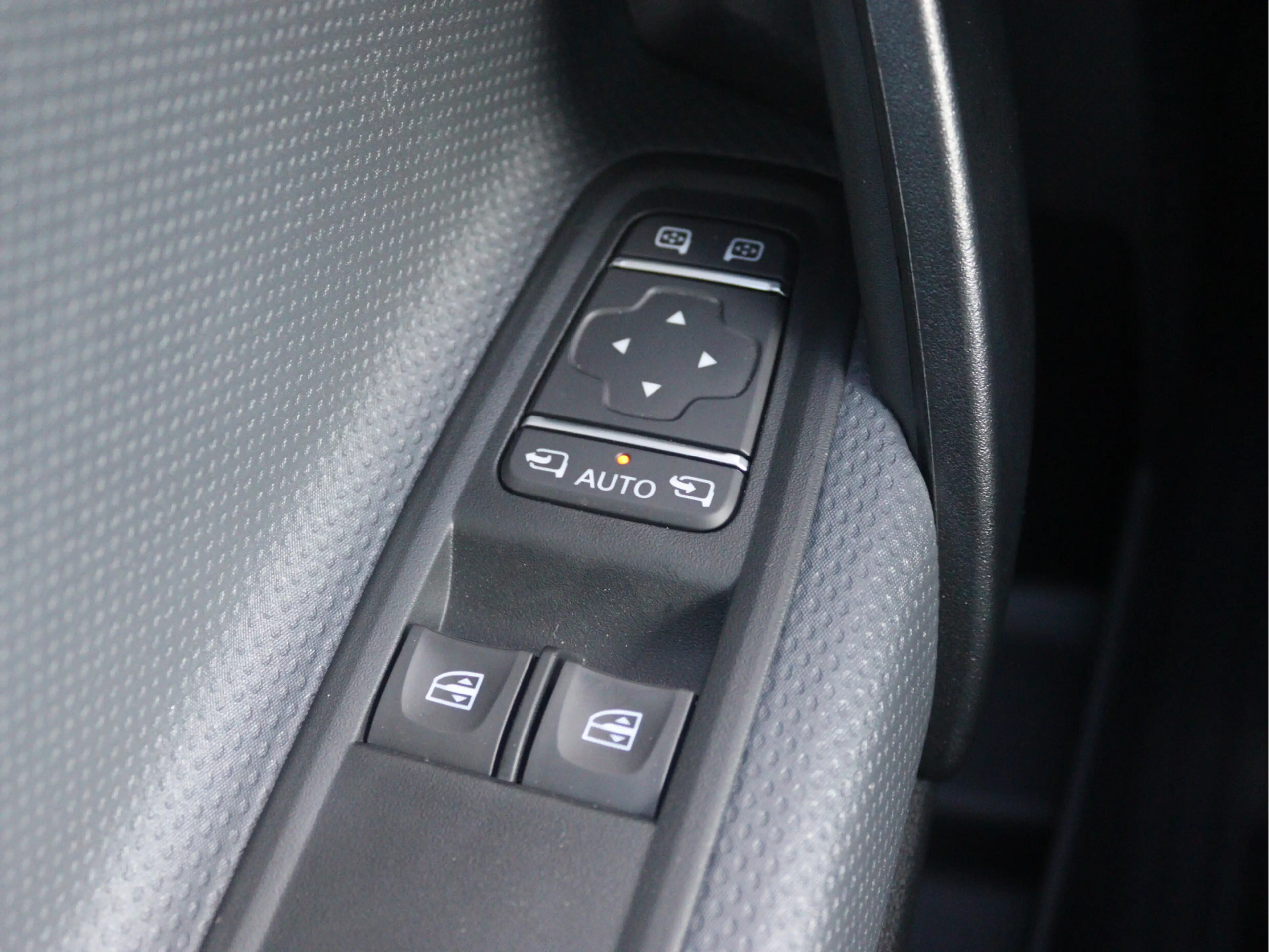 Mercedes-Benz Citan eCitan 112 Pro L2 51 kWh — photo 5