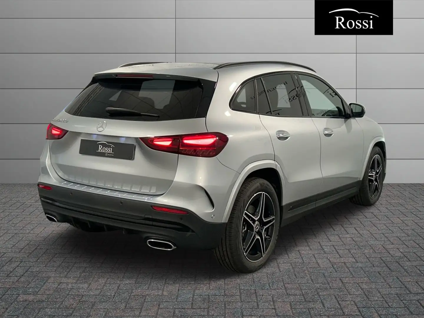 Mercedes-Benz GLA 200 d Automatic Argento - 2