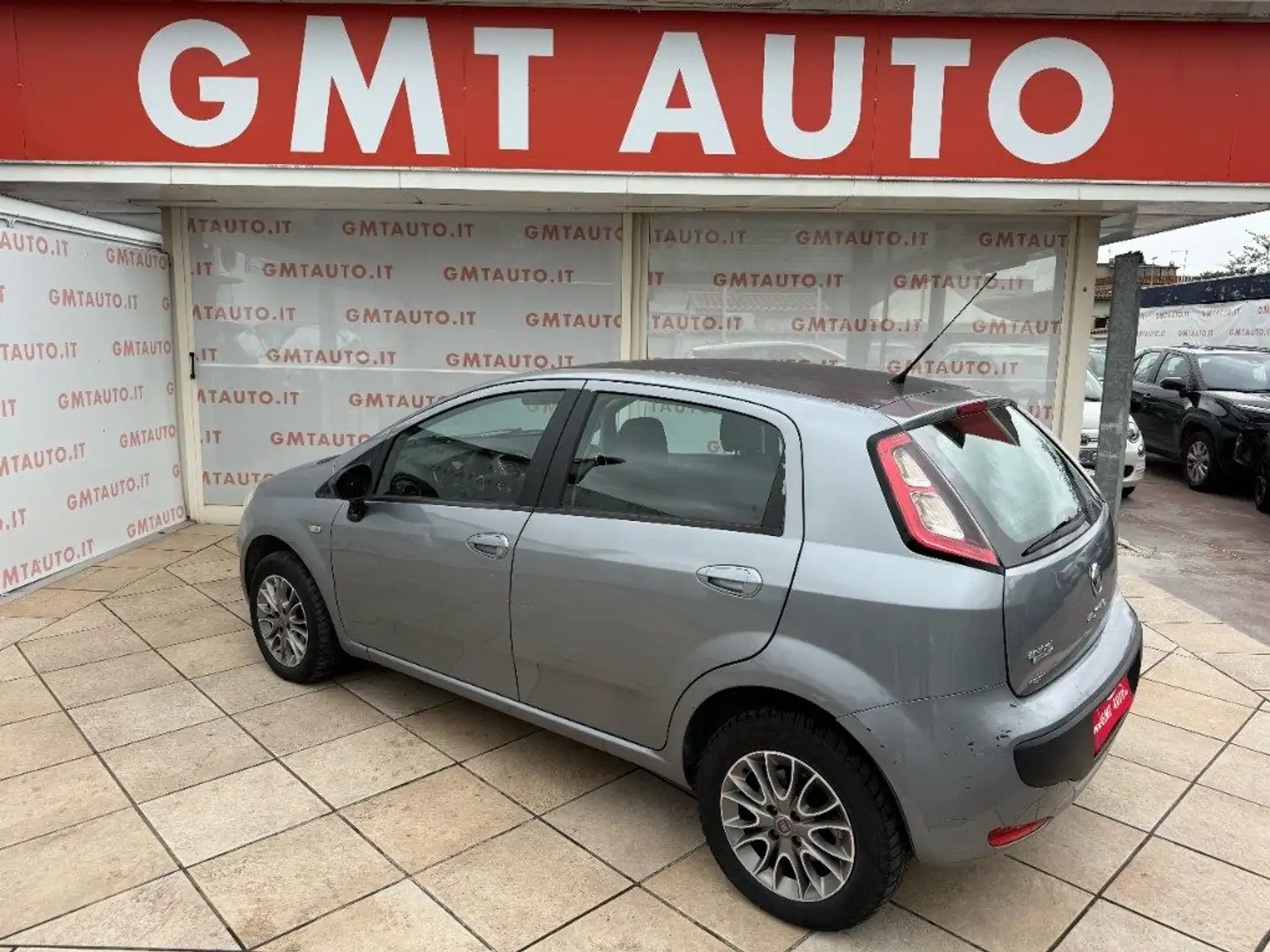 Fiat Grande Punto 1.4 78CV METANO 2025 OTTIME CONDIZIONI Gris - 2