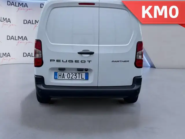 Peugeot Partner view 4