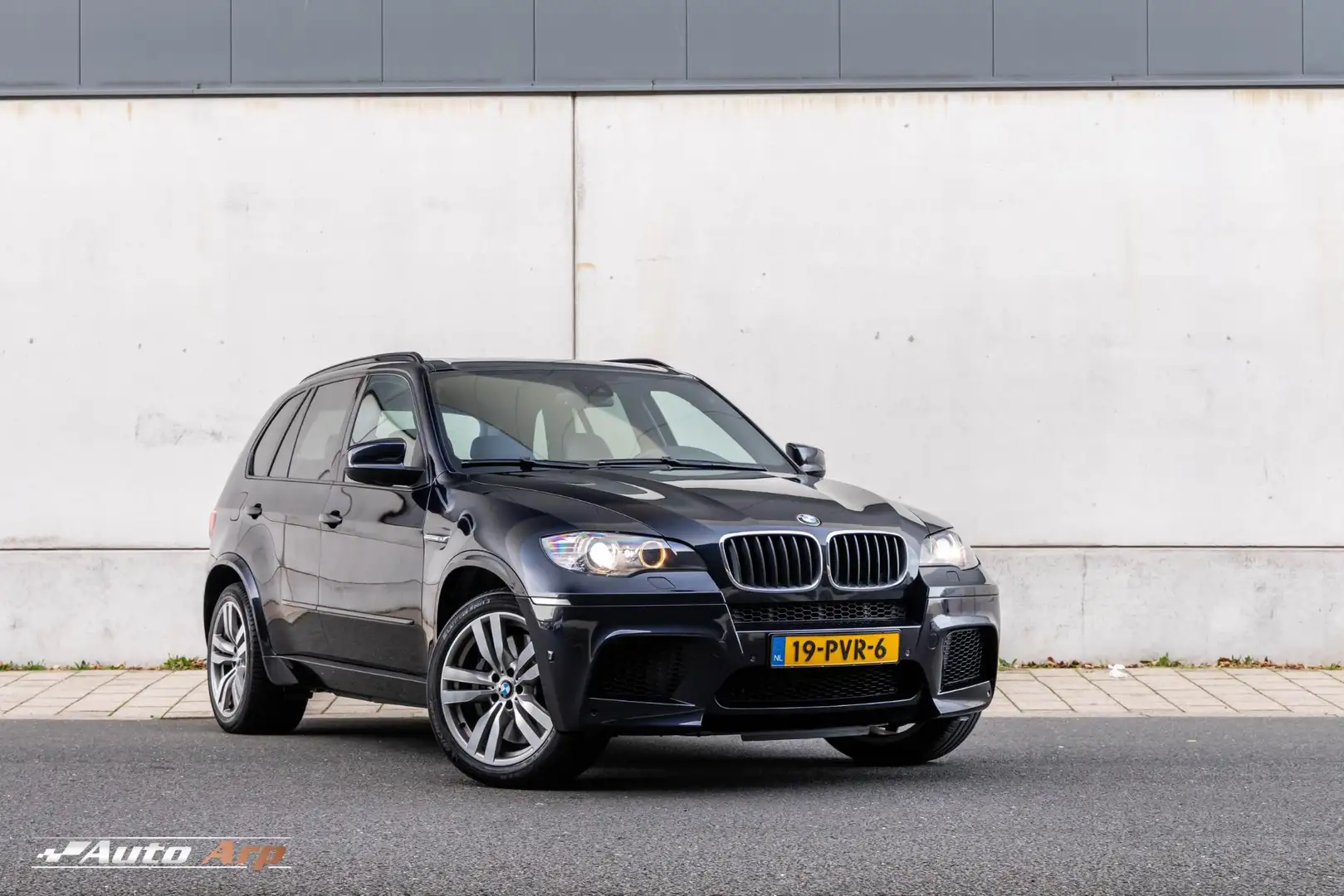 BMW X5 4.4i M Noir - 1