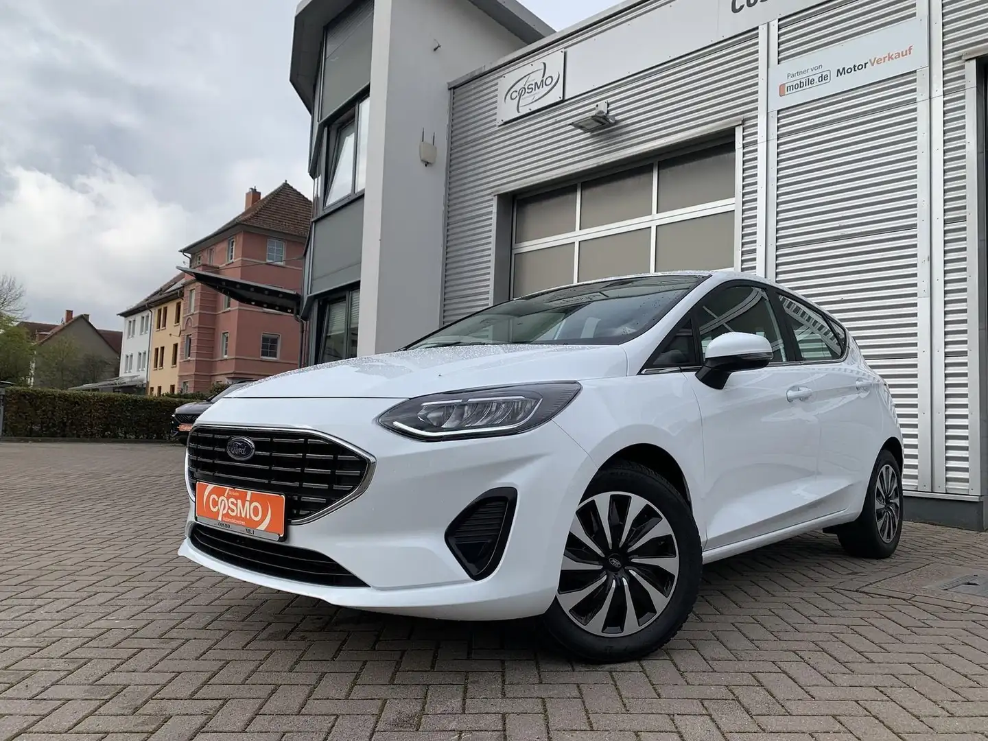 Ford Fiesta 1.0 Titanium Voll-LED+Sitzhzg+Lenkrhzg Weiß - 1