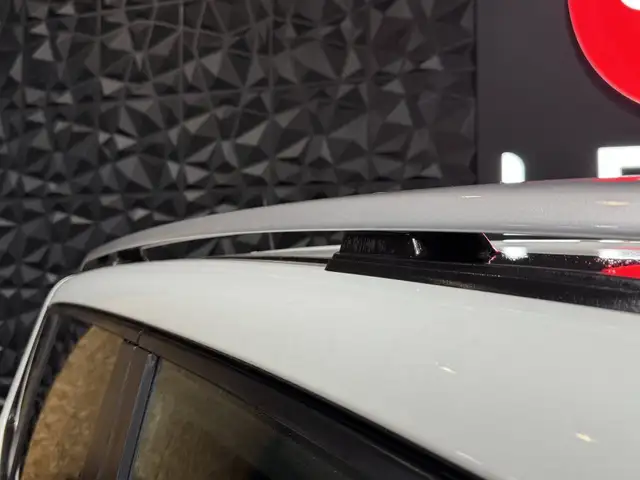 Jeep Renegade view 10