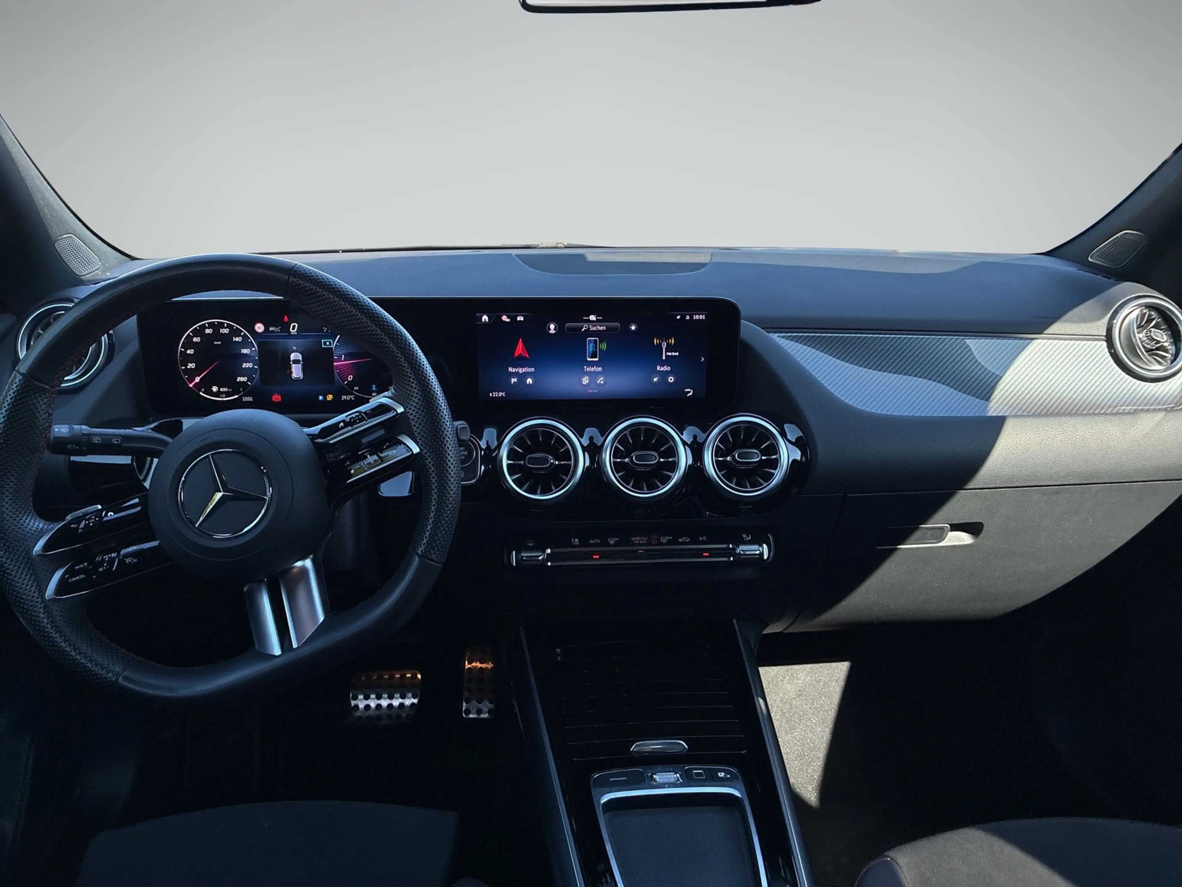 Mercedes-Benz GLA 200 d 4MATIC Österreich-Edition Navi SHZ — photo 8
