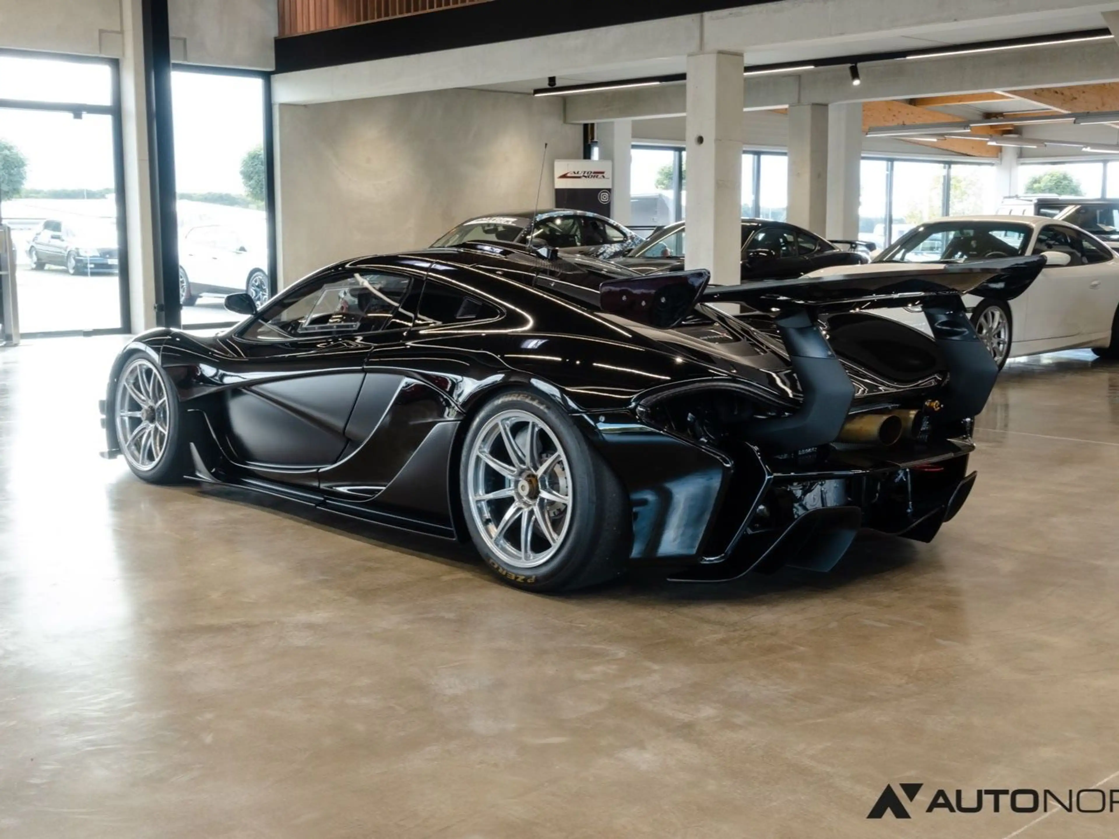 McLaren P1 GTR — photo 2