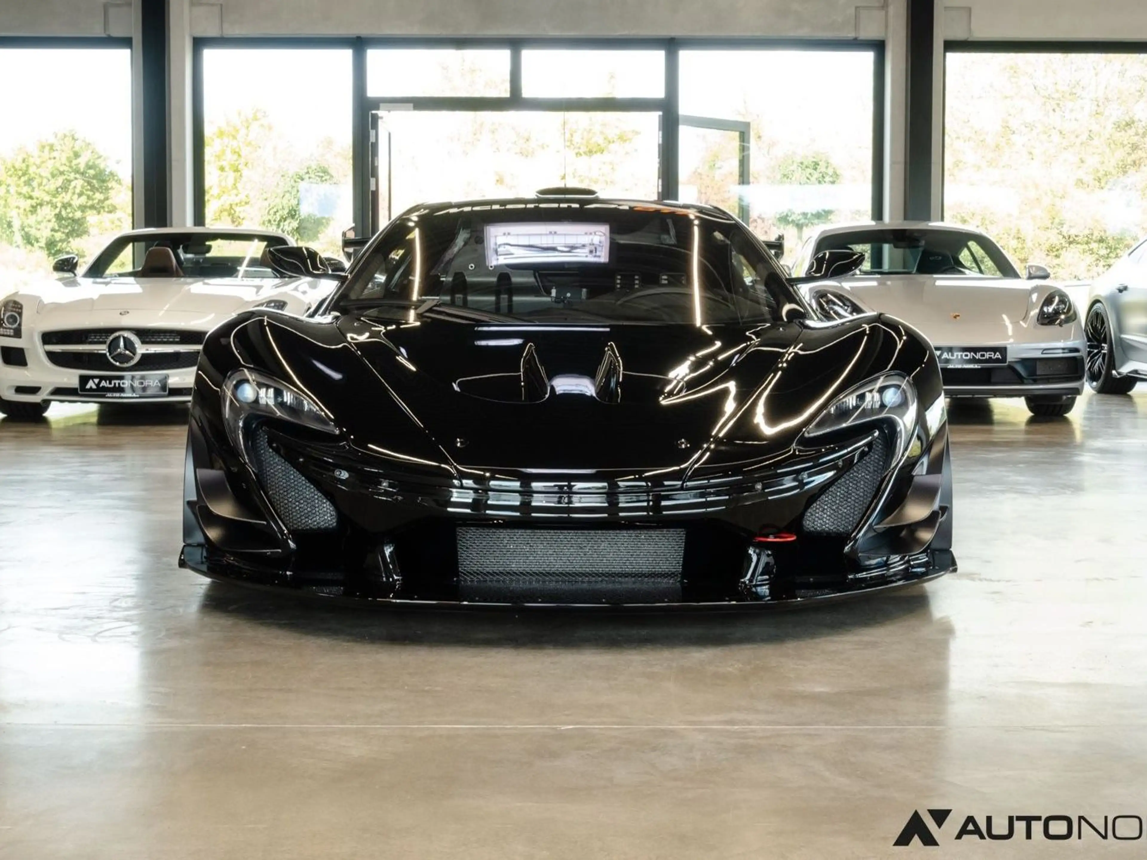 McLaren P1 GTR — photo 10