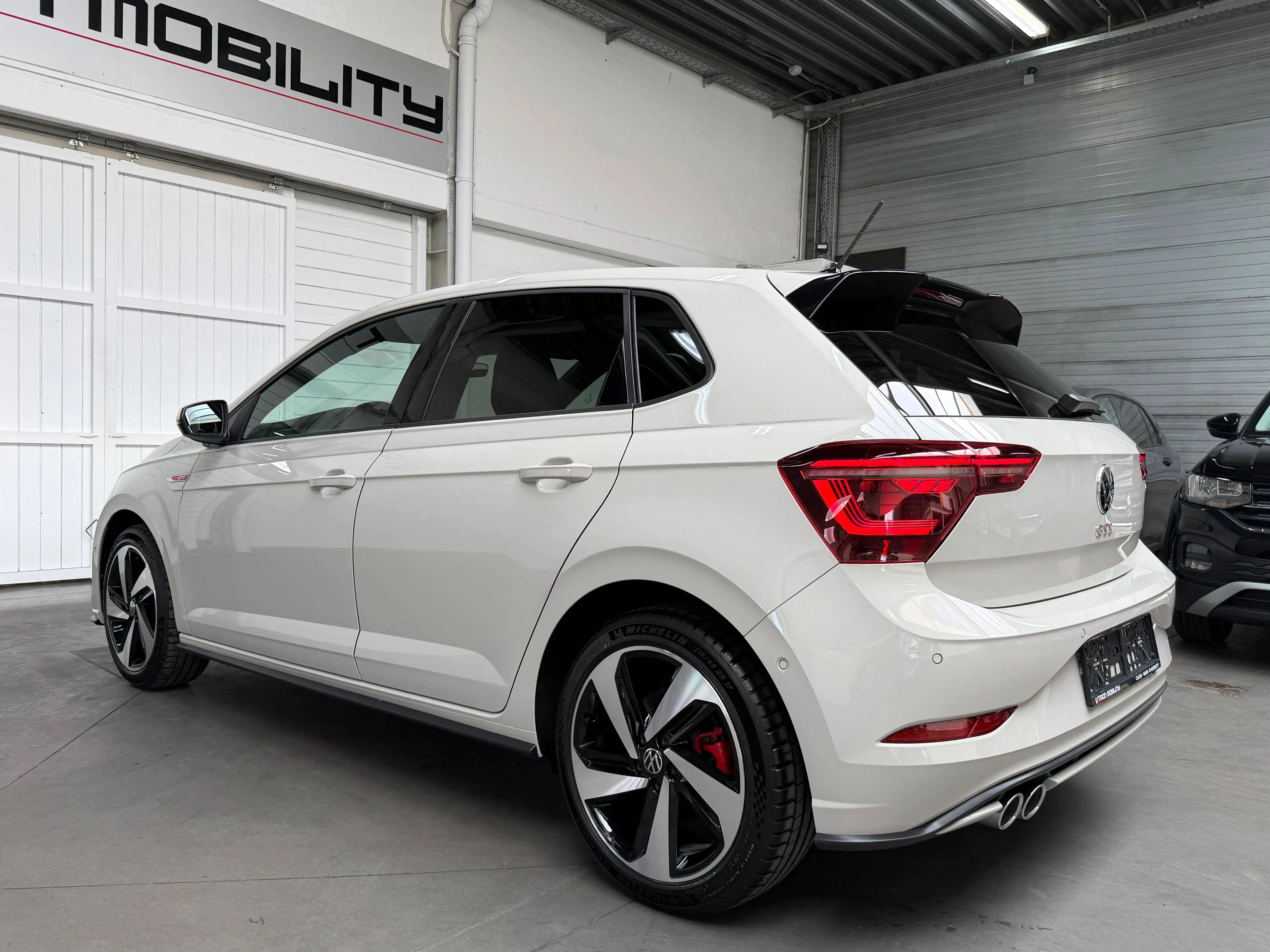 Volkswagen Polo GTI 2.0 TSI DSG LED*NAVI*DAB*CARPLAY*PDC*ACC*LIKENEW — photo 7