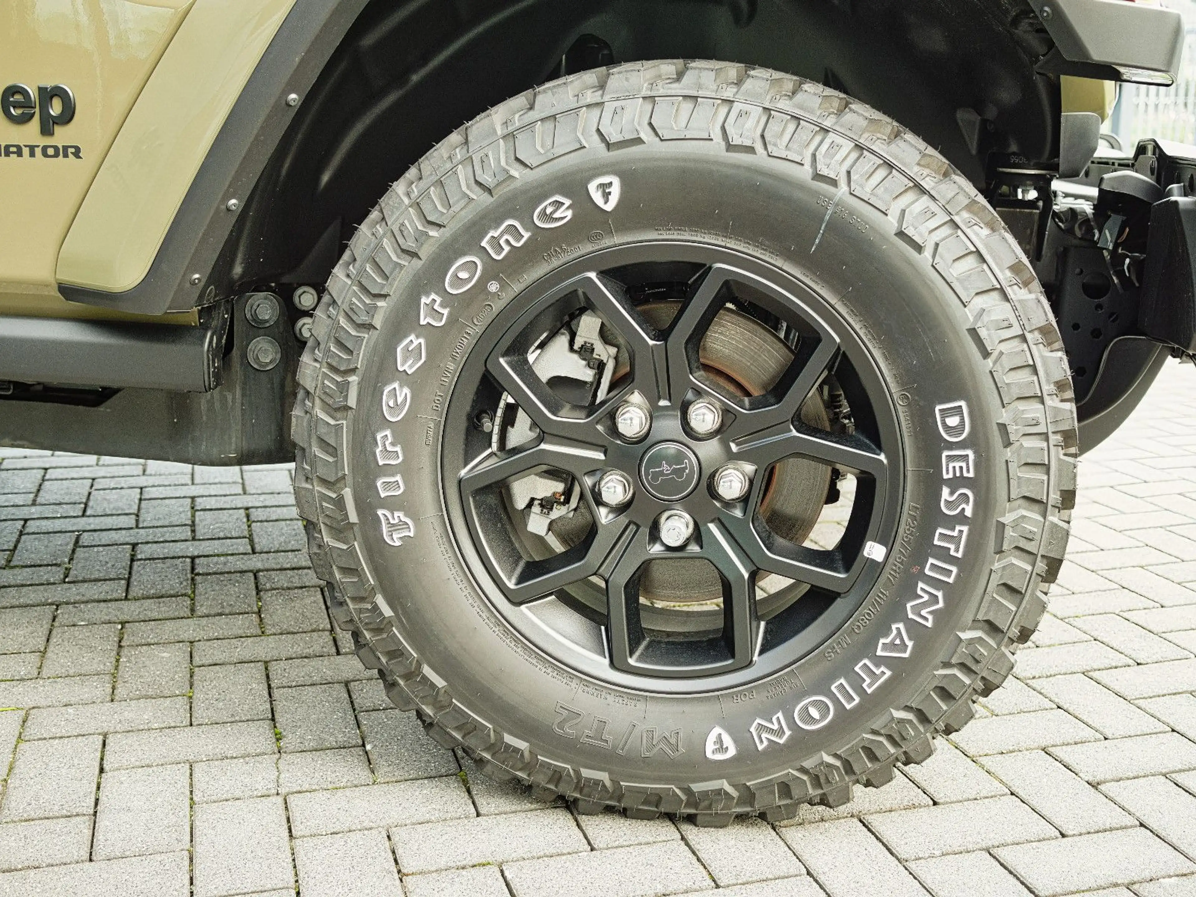 Jeep Gladiator Willys 4X4 — photo 24