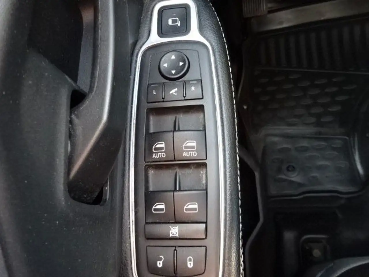 Dodge RAM 2021 — фото 15